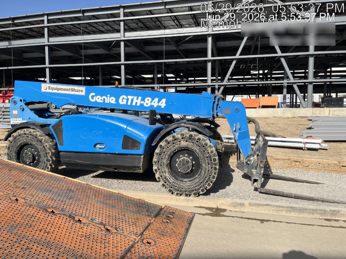 2018 Genie GTH-844 Genie GTH-844 w/Enclosed Cab w/HVAC, Work Lights, Solid Tires, Beacon, 60" Carriage and Forks