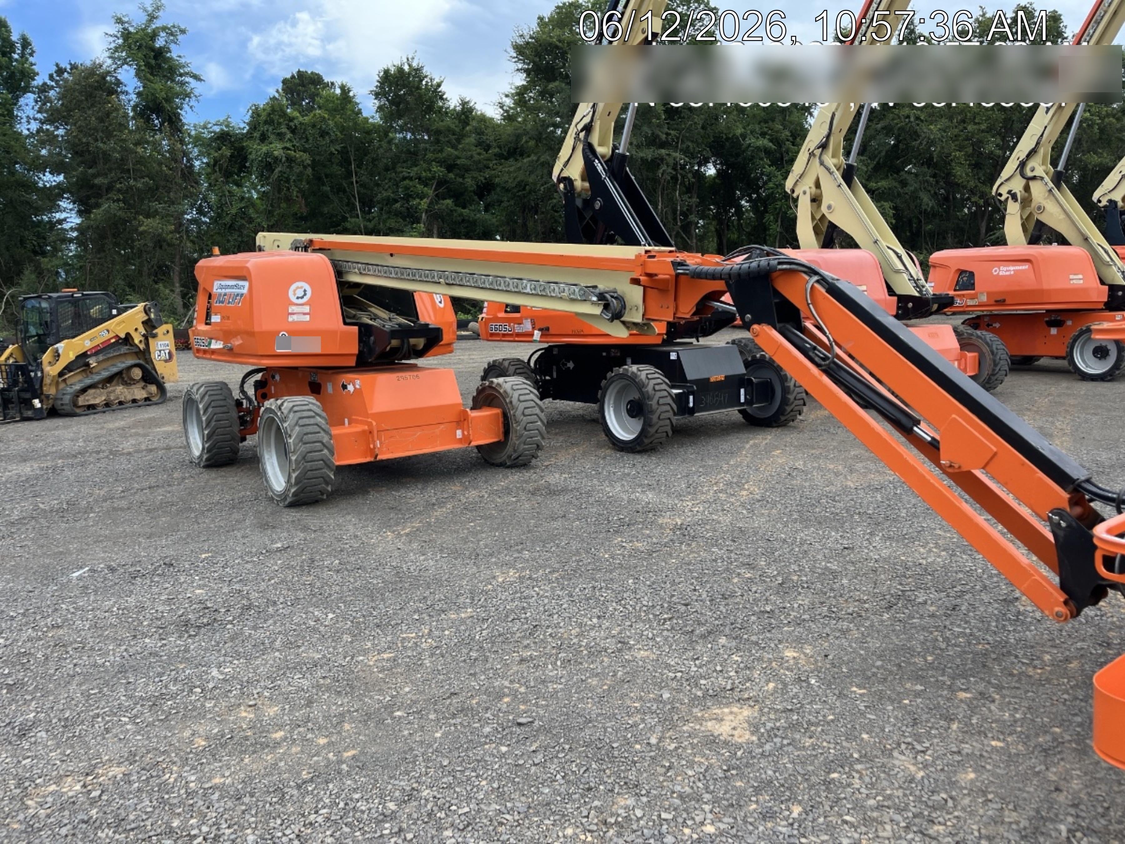 2023 JLG 660SJ