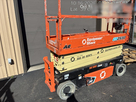 2023 JLG ES2632