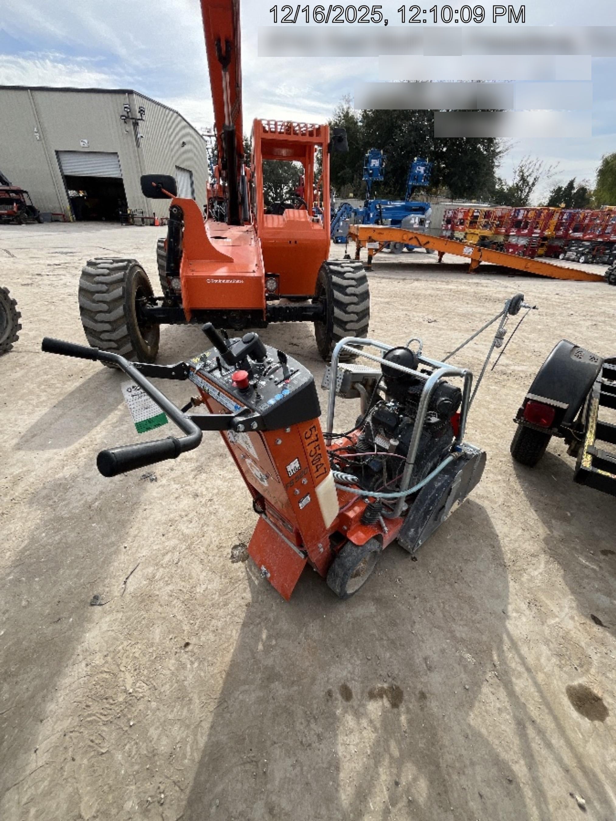 2025 HUSQVARNA FS520