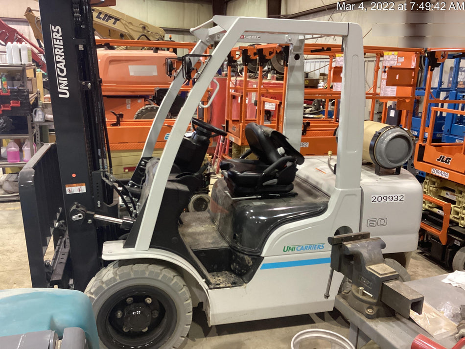 2022 JLG ES1932