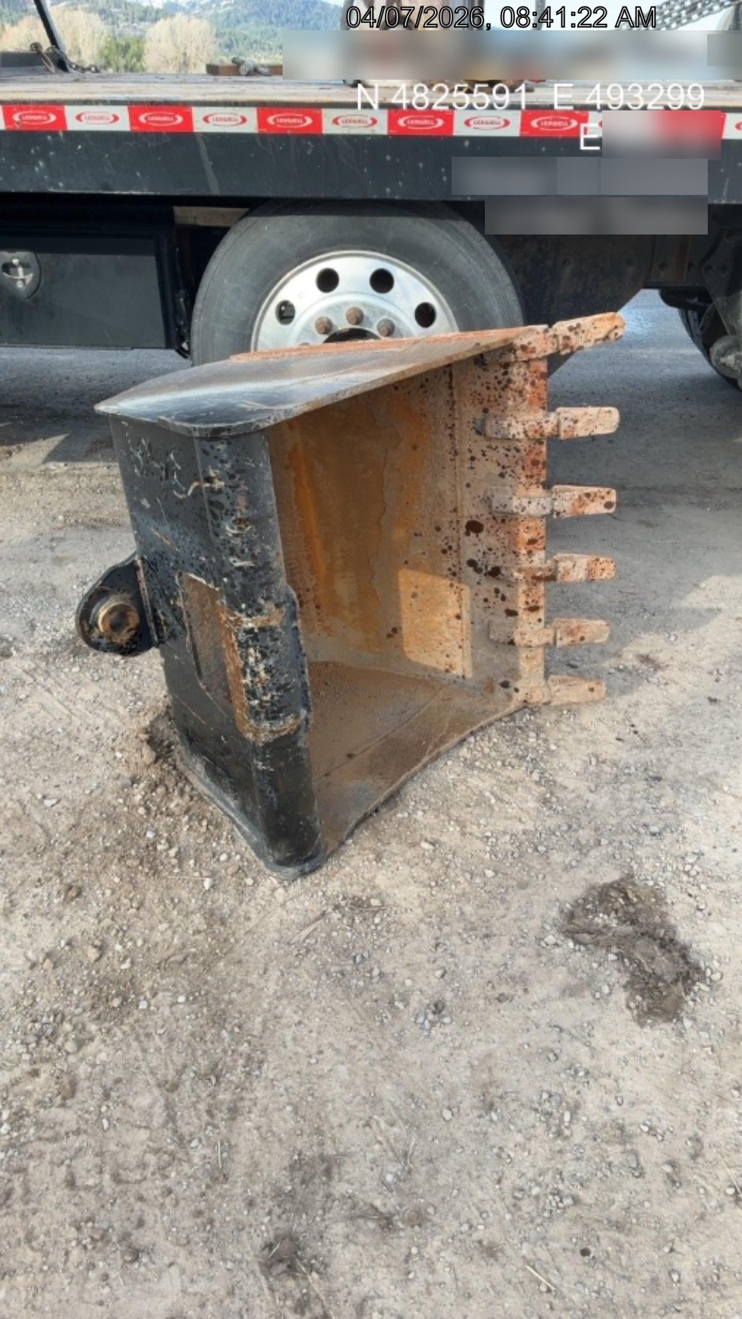 2023 SOLESBEE 36" Bucket, Tooth - Solesbee