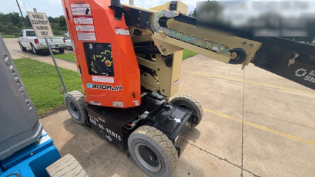 2025 JLG E300AJP