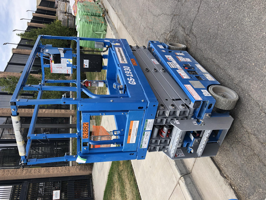 2020 Genie GS-1930 Solid Non Marking Tires, Beacon, Folding rails with half height swing gate