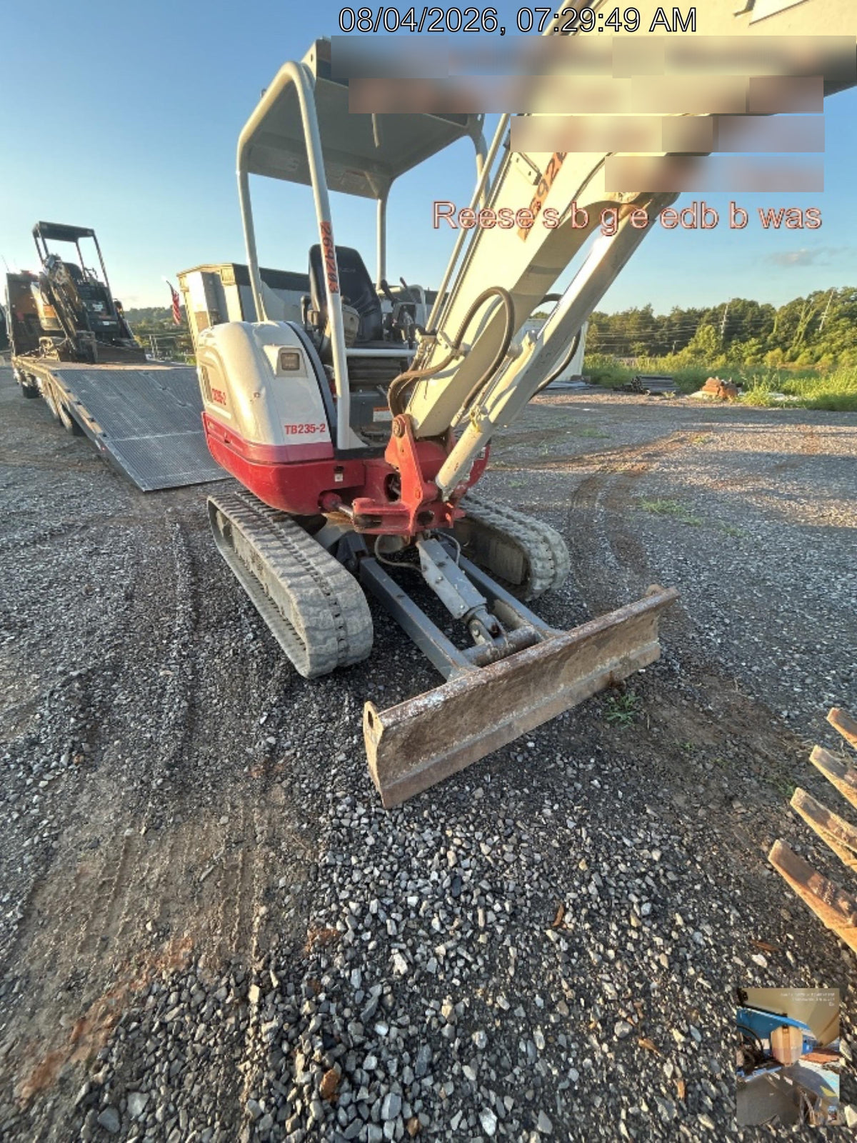 2022 TAKEUCHI TB235-2R