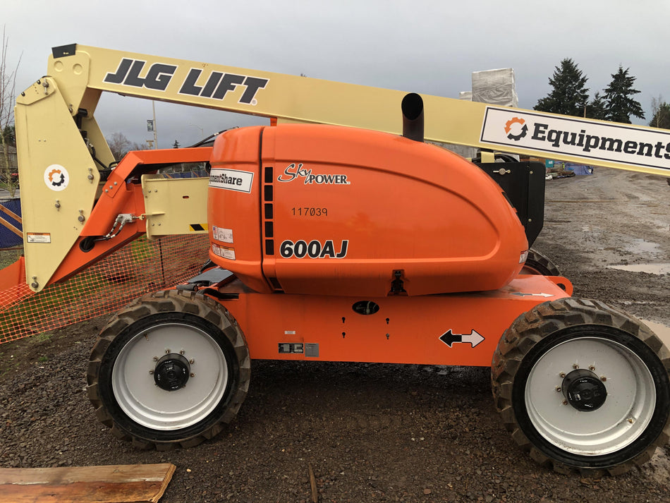 2021 JLG 600AJ
