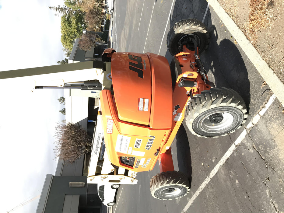 2019 JLG 450AJ