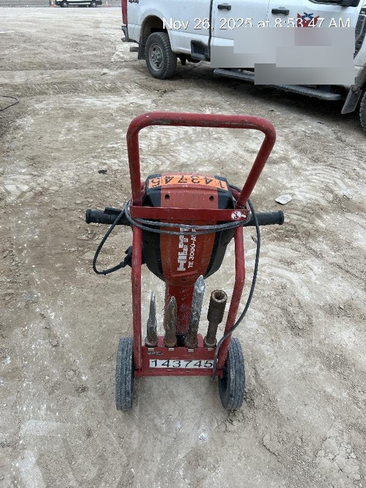 2021 HILTI TE 3000-AVR
