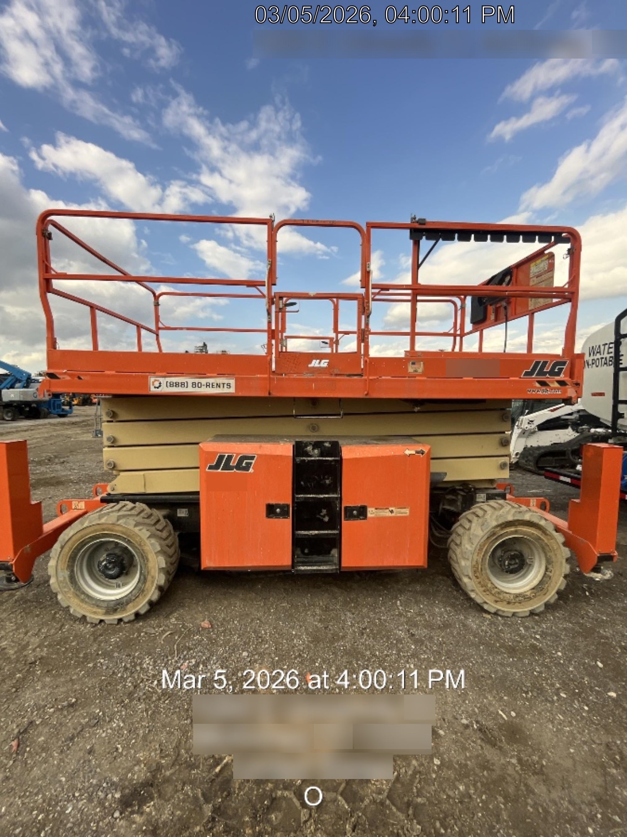 2020 JLG 430LRT