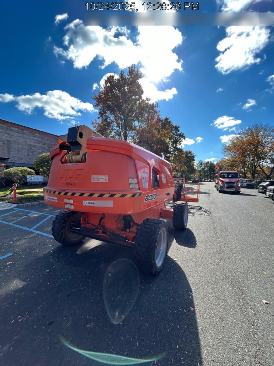 2020 JLG 600S