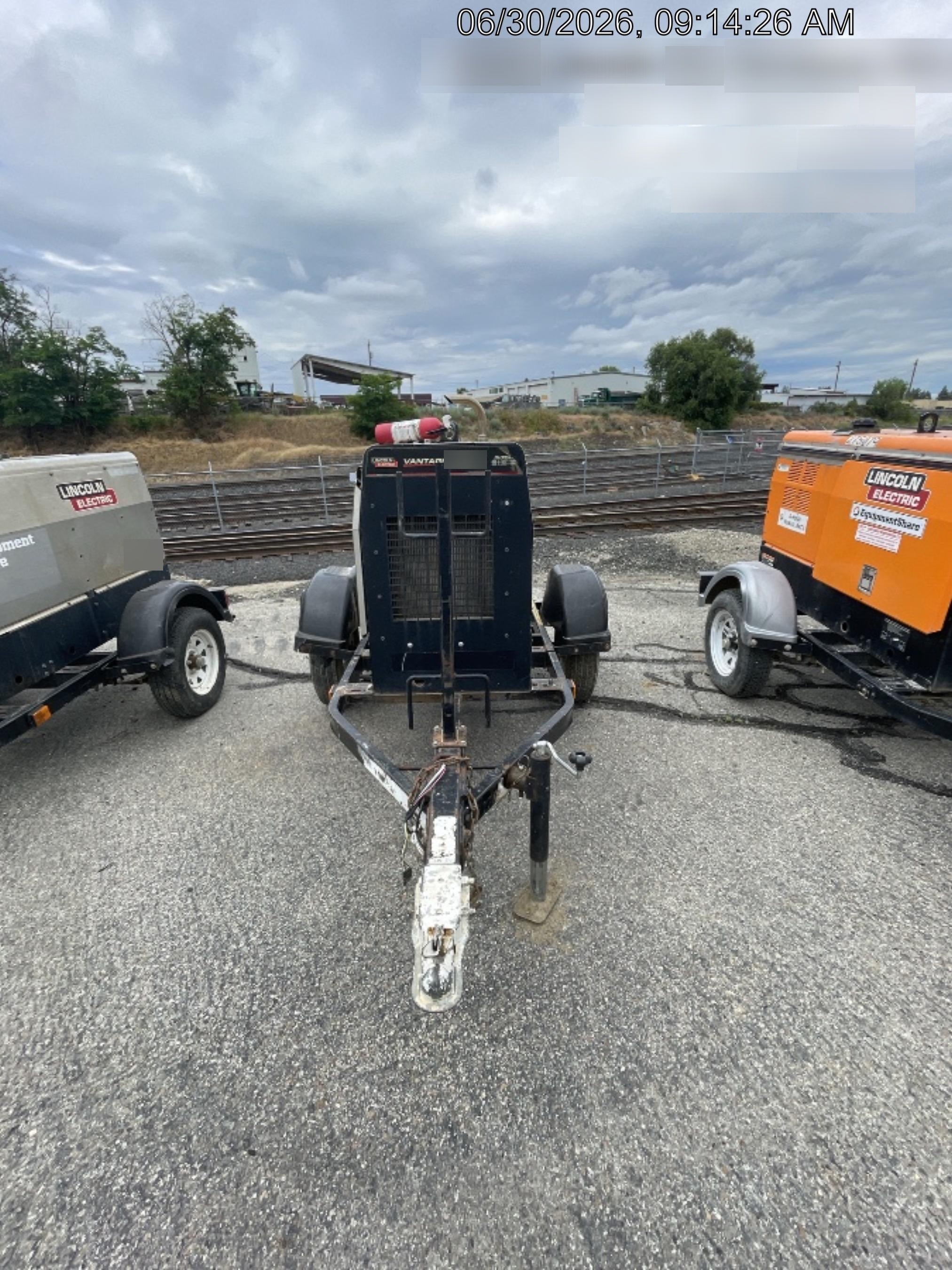 2019 Lincoln Electric Vantage 322 Welder Ready-Pak 3, Two wheel trailer, Fender and Light kit, Cable Rack