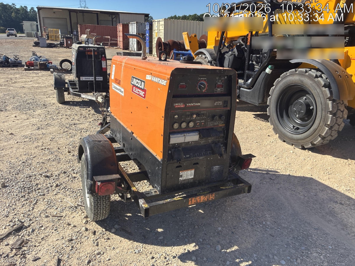 2021 Lincoln Electric Vantage 322 Vantage 322 Ready Pak 3 w/ Telematics & Decals, ORANGE (includes trailer, cable rack, fender light kit)