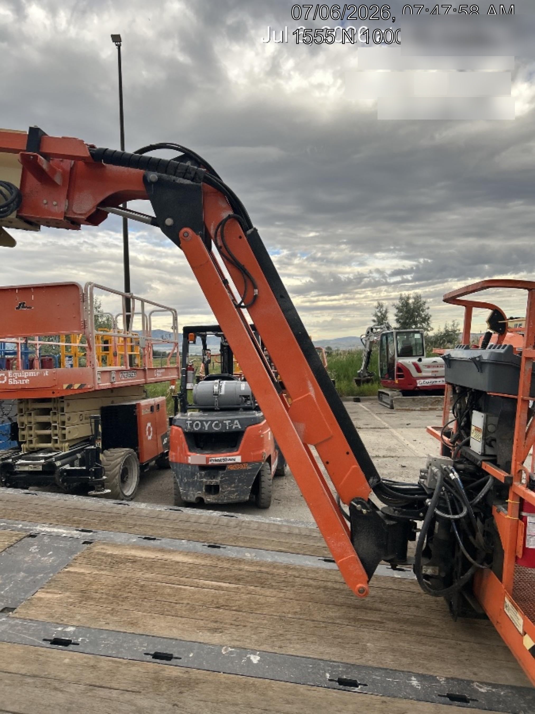 2021 JLG 660SJ