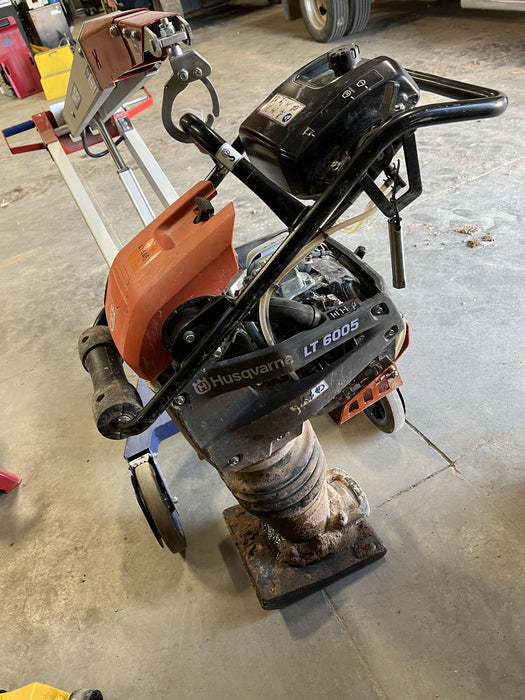 2024 HUSQVARNA LT6005