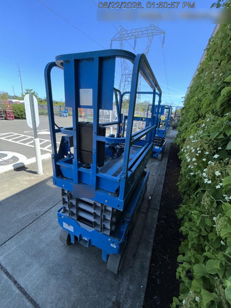 2019 Genie GS-1930 Half Height Swing Gate, 800W Inverter