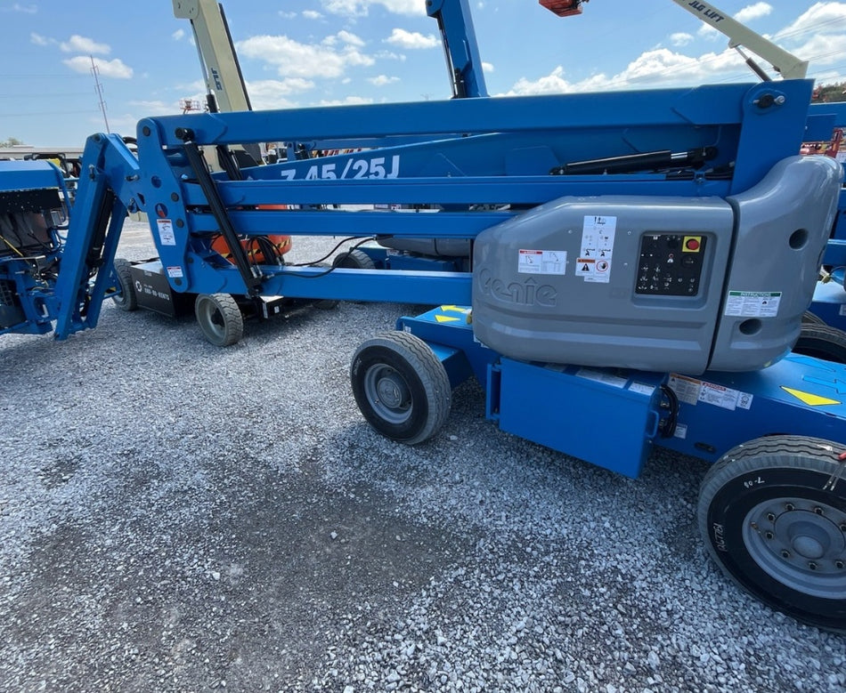 2024 GENIE Z-45/25J DC