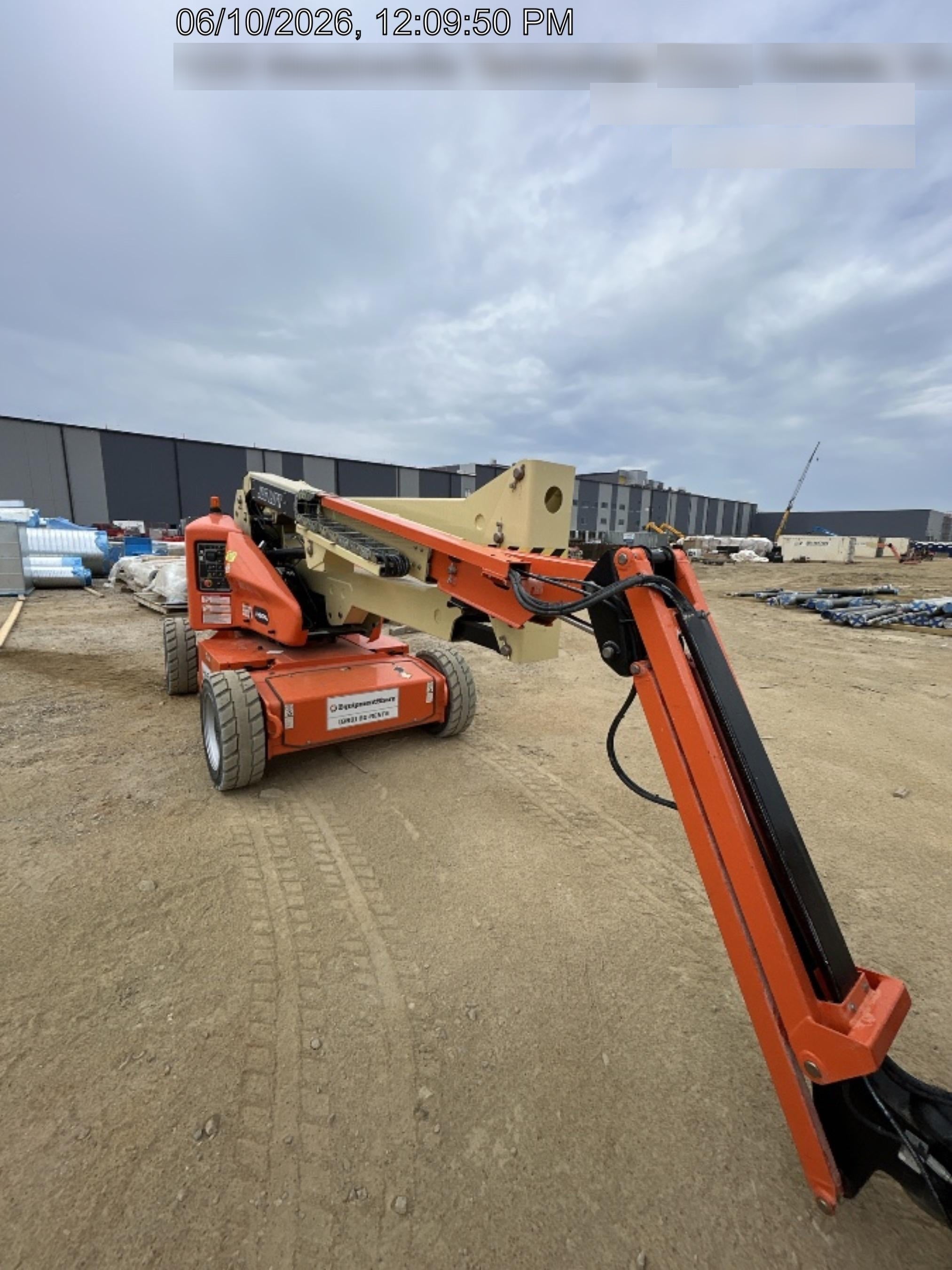 2021 JLG E450AJ