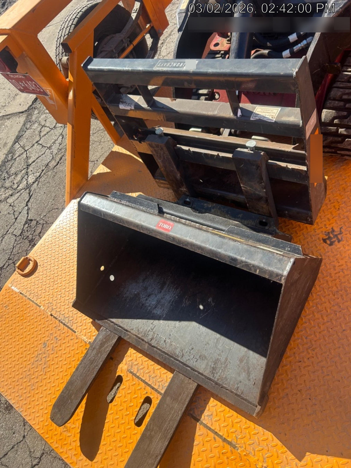 2025 ARROW MATERIAL HANDLING 24" Pallet Fork Frame