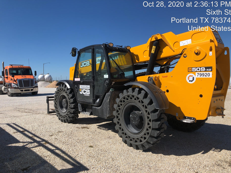 2020 JCB 509-42 Cab/Heat/Air, Solid Tires, Work Lights, Beacon, Aux Hydraulics, Back up Alarm, Lifting Eye, ES Decals