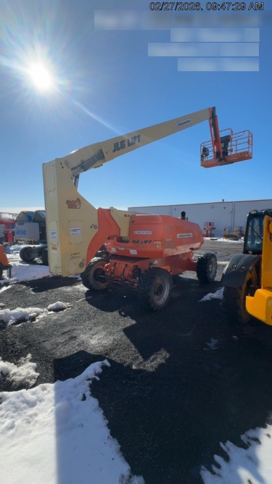 2020 JLG 800AJ