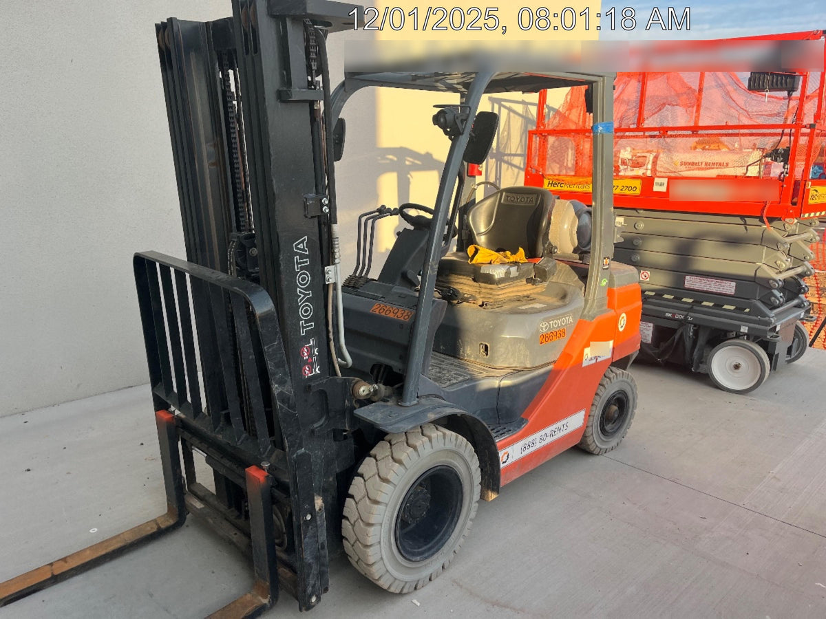 2022 TOYOTA 50-8FGU25