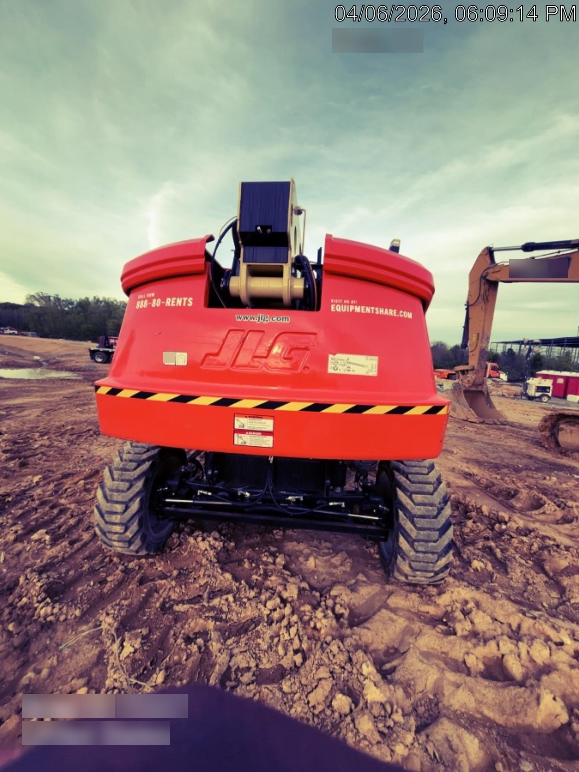 2025 JLG 660SJ