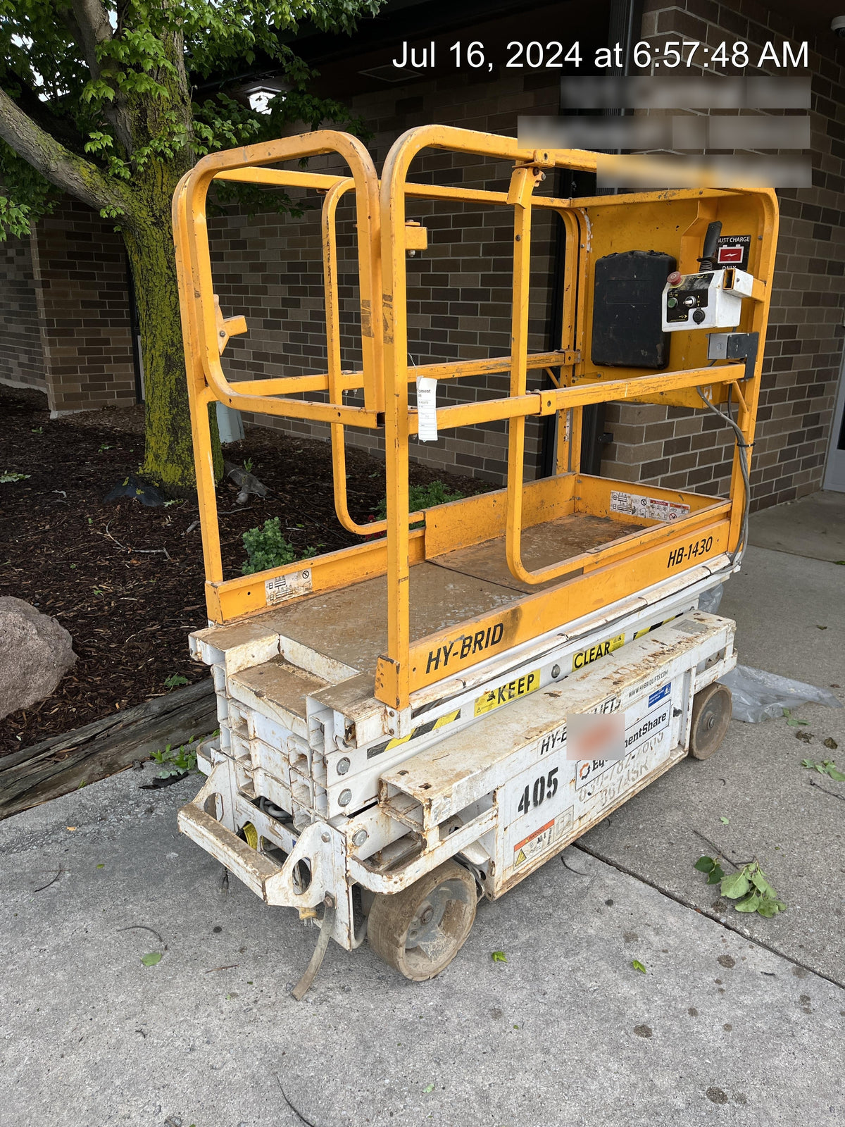 Custom Equipment HB-1430 <ul>
 <li>Hy-Brid Scissor Lift</li>
  <li>Platform capacity up to 670 lbs.</li>
  <li>Working height up to 20 ft</li>
  <li>Weighs under 1,700 lbs.</li>
  <li>Non-marking wheels </li>
</ul>