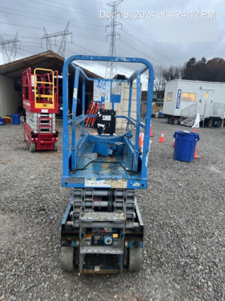 2019 Genie GS-1930 Fixed rails with chain Entry