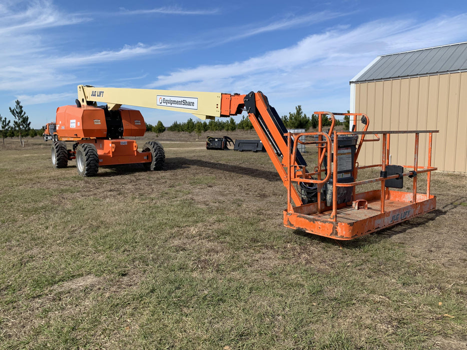 2020 JLG 860SJ Deutz Diesel Engine, FF Tires, Rotating Beacon, Panel Cradle Package