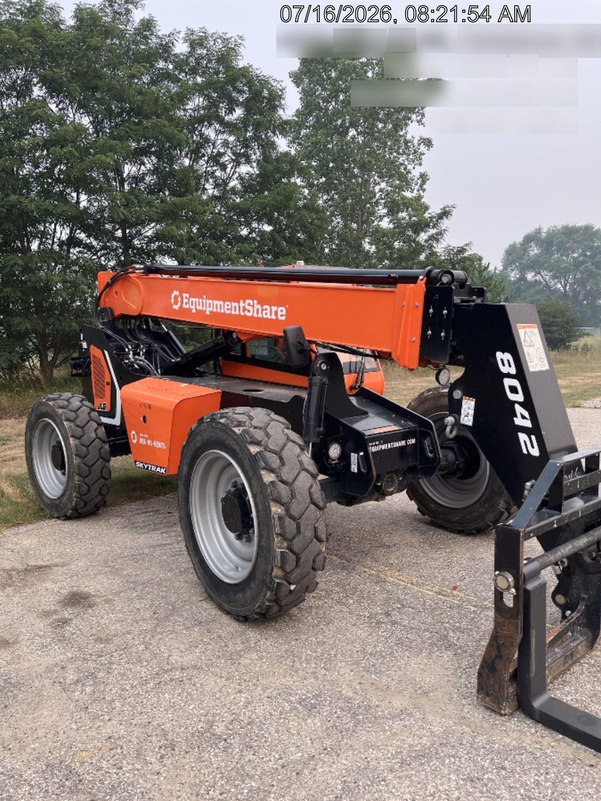 2024 SKYTRAK 8042