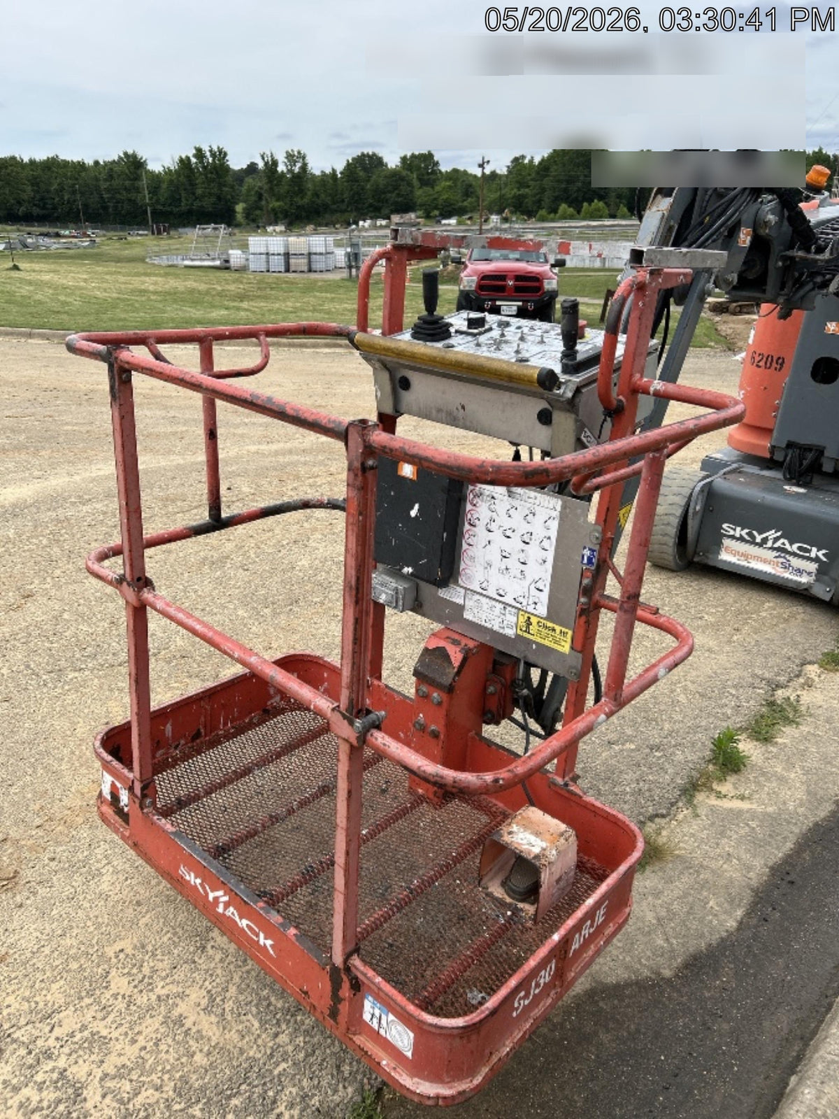 2017 SKYJACK SJ30 AJE