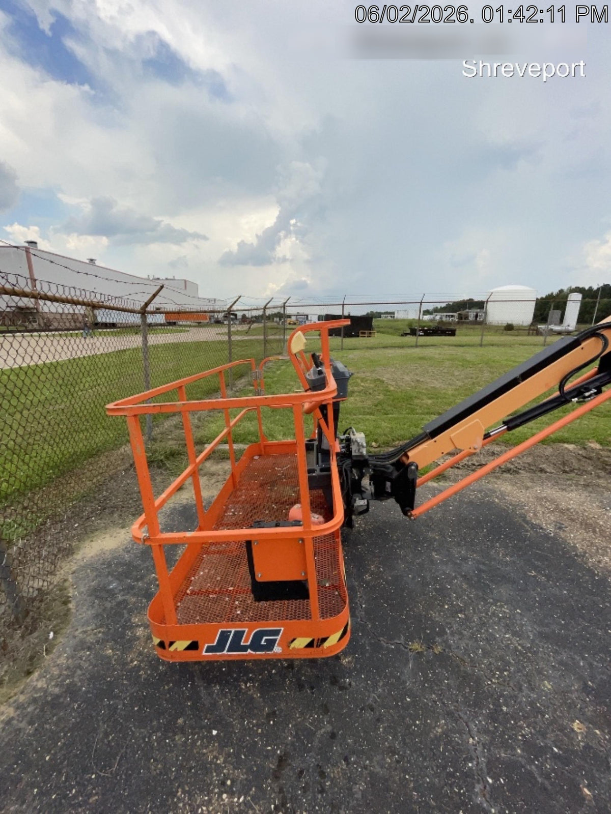 2023 JLG 600AJ