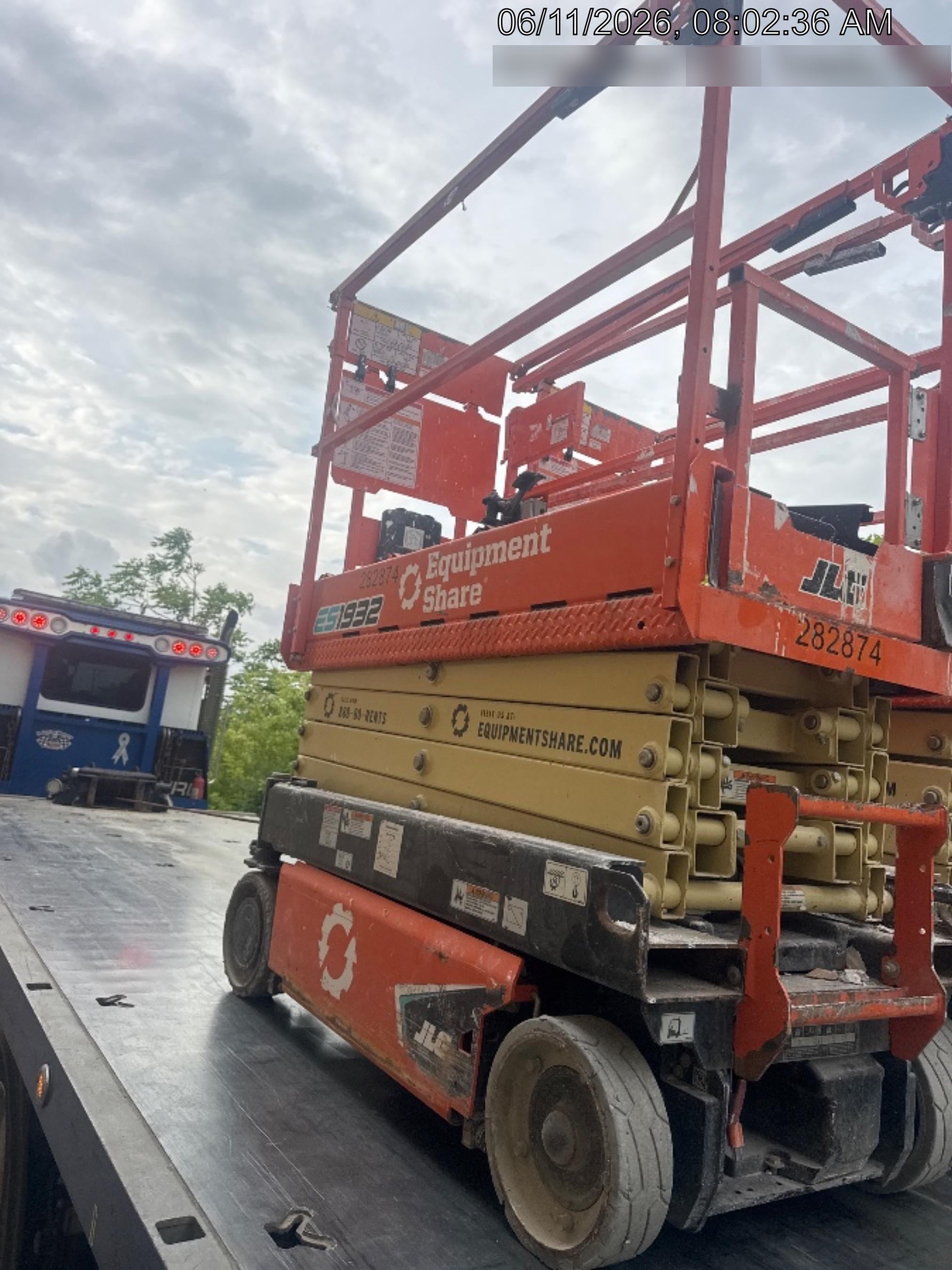 2022 JLG ES1932