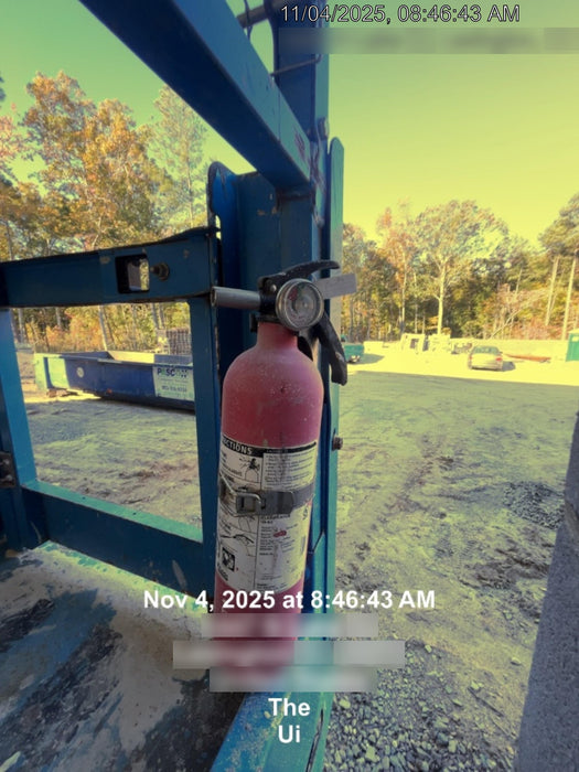 2017 Genie GS-3232 32' Narrow Scissor Lift