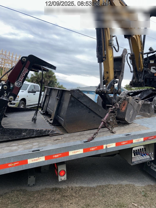 2025 TAKEUCHI 80" Smooth Bucket - Takeuchi