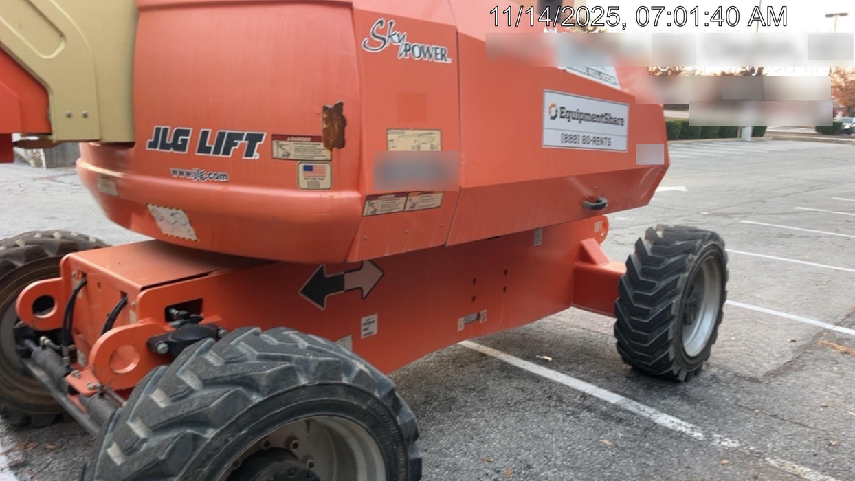 2019 JLG 800AJ