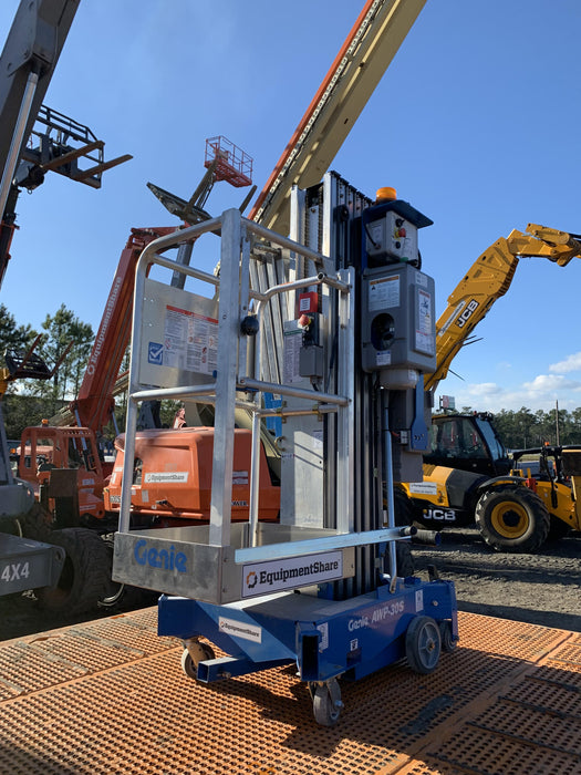 2021 GENIE AWP-30S DC