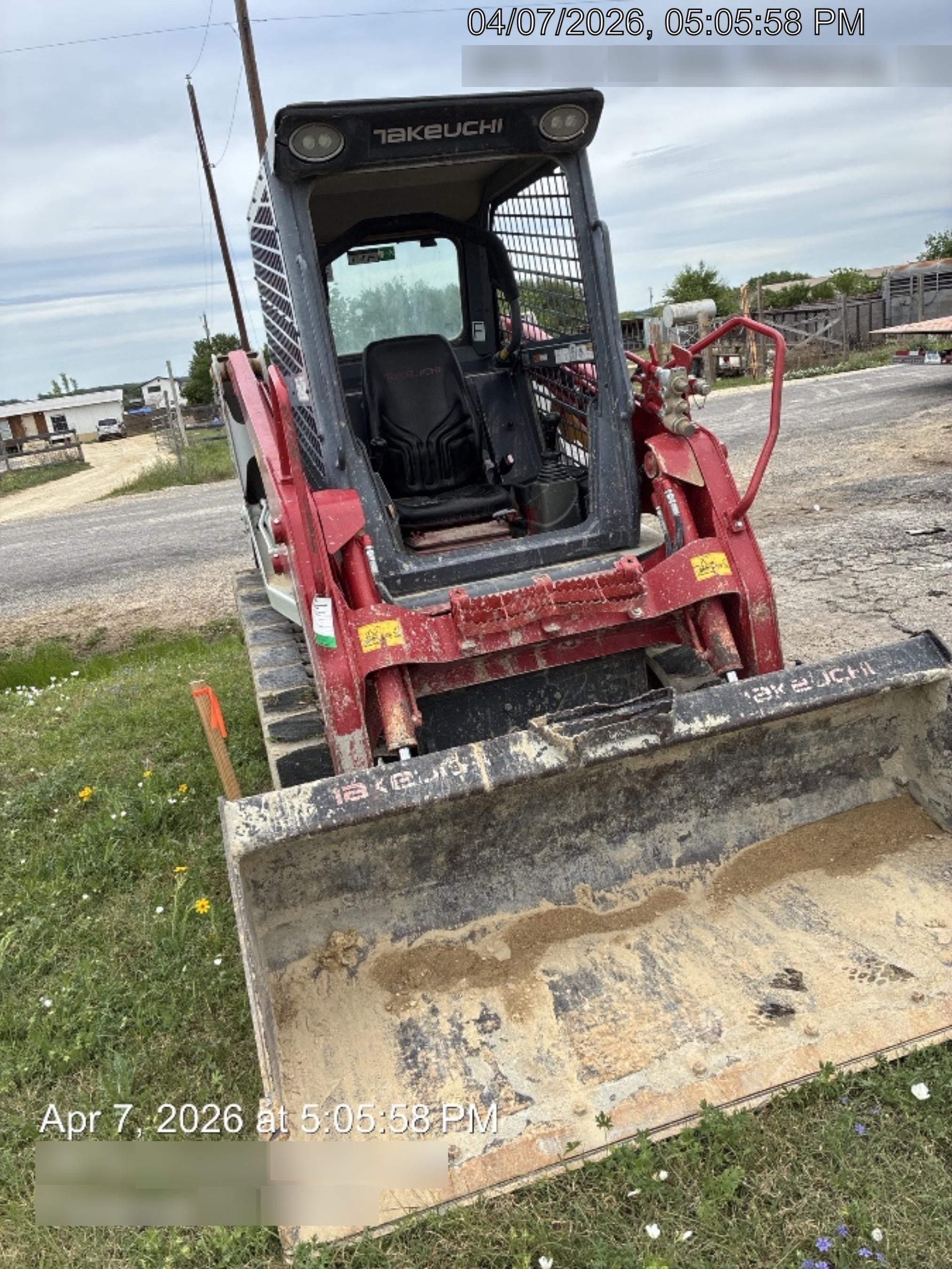 2022 TAKEUCHI TL8R2-R