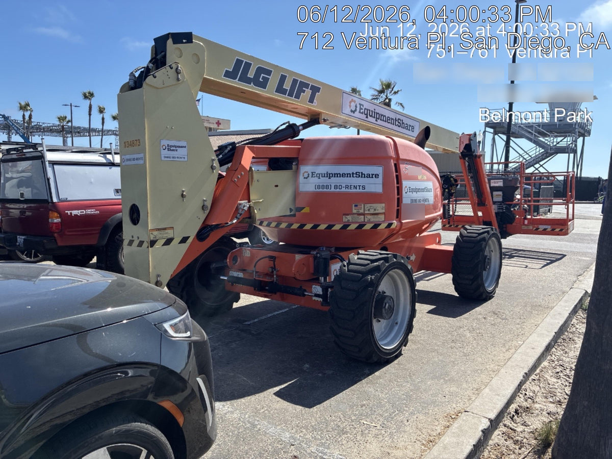 2021 JLG 600AJ