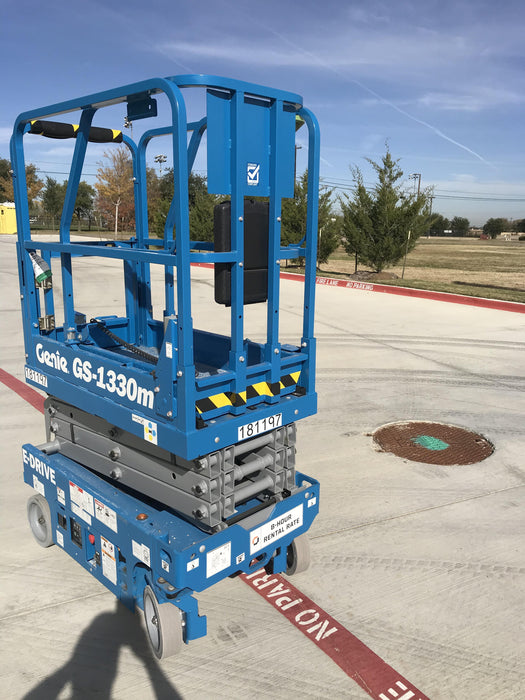2021 GENIE GS-1330m