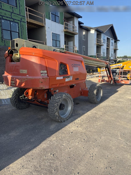2019 JLG 660SJ