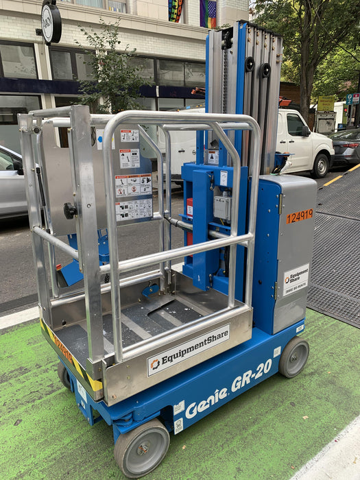 2021 GENIE GR-20