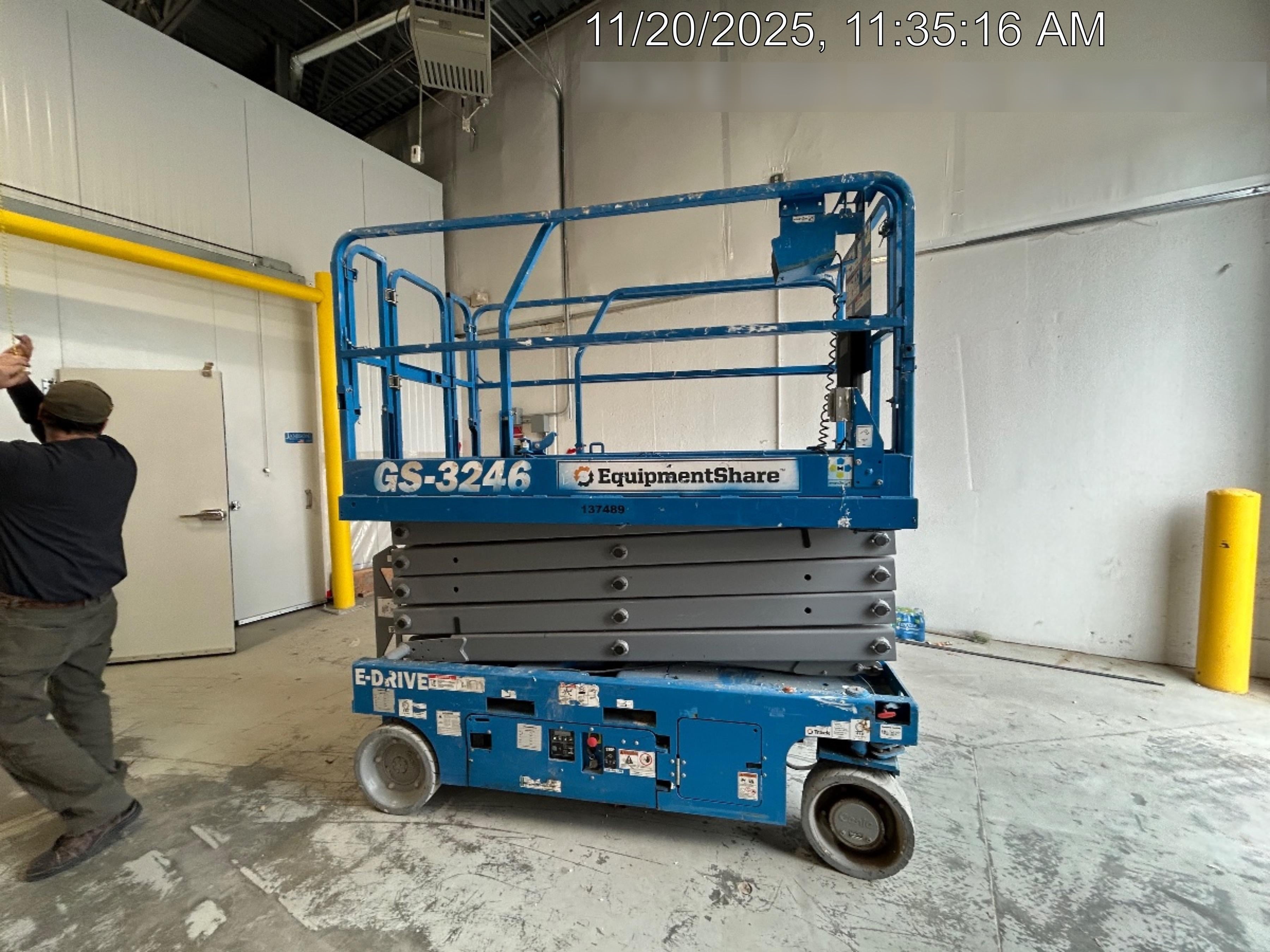 2021 GENIE GS-3246