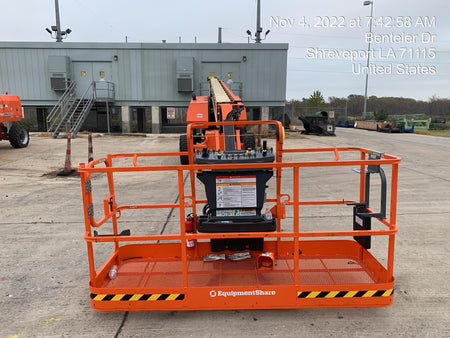 2022 JLG 860SJ