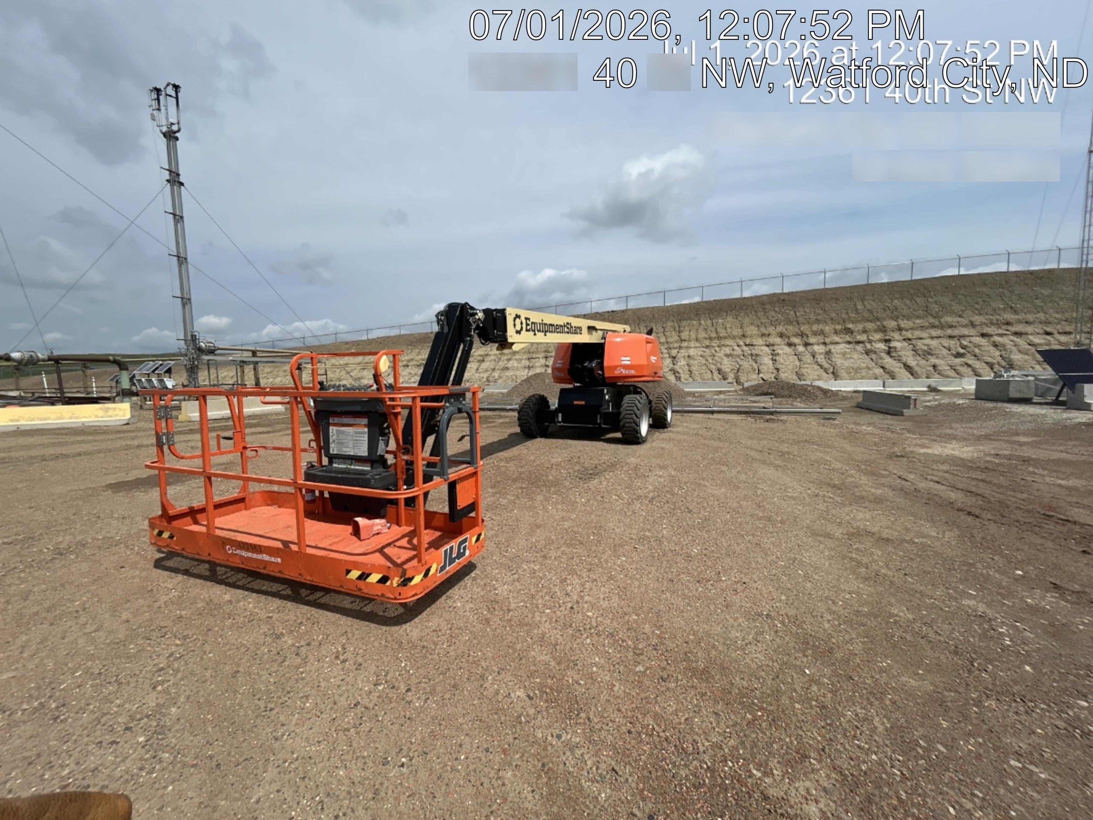 2024 JLG 660SJ