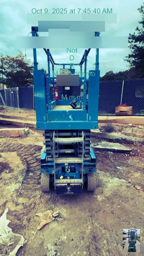 2023 GENIE GS-2632