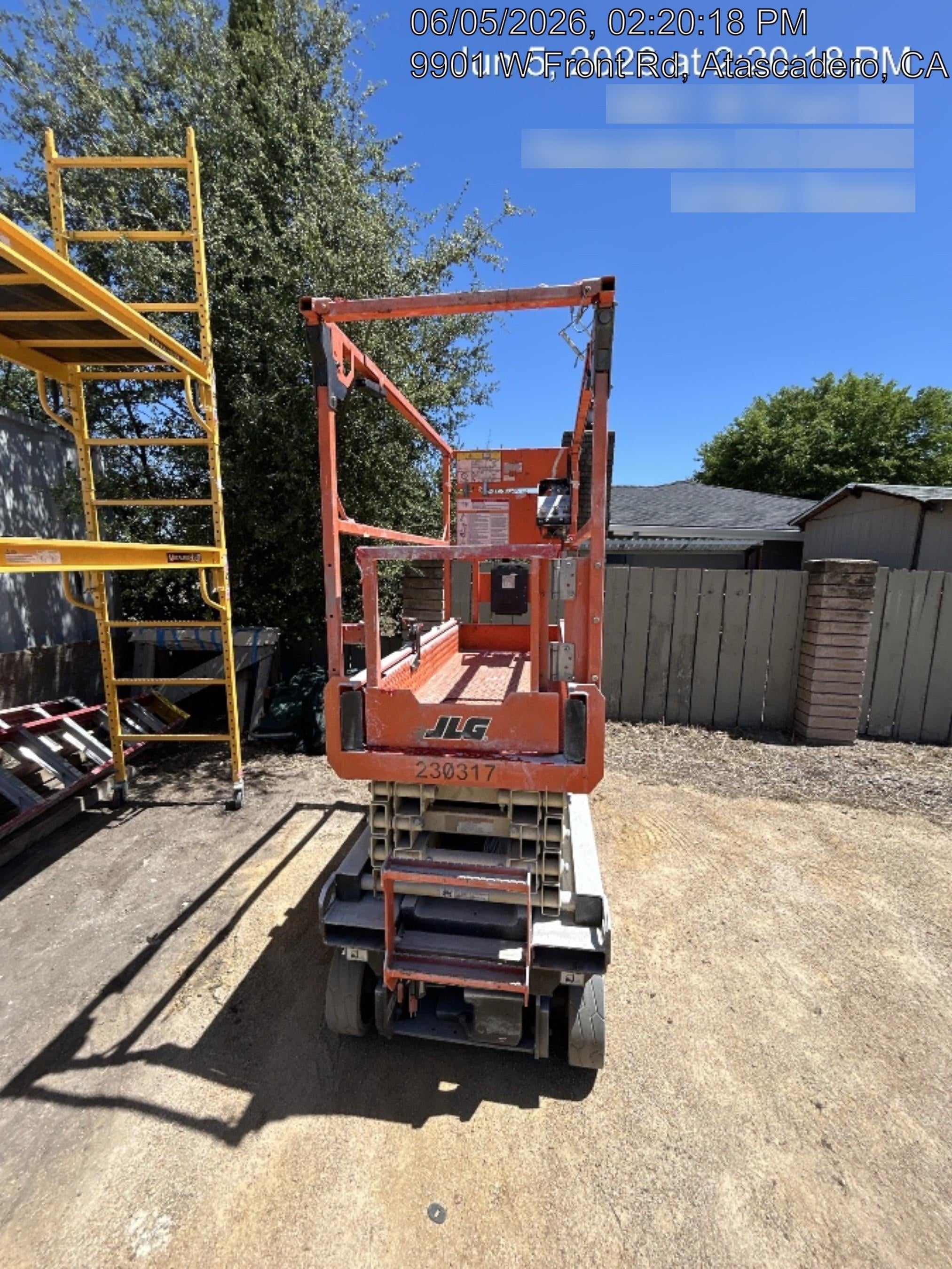 2022 JLG ES1932