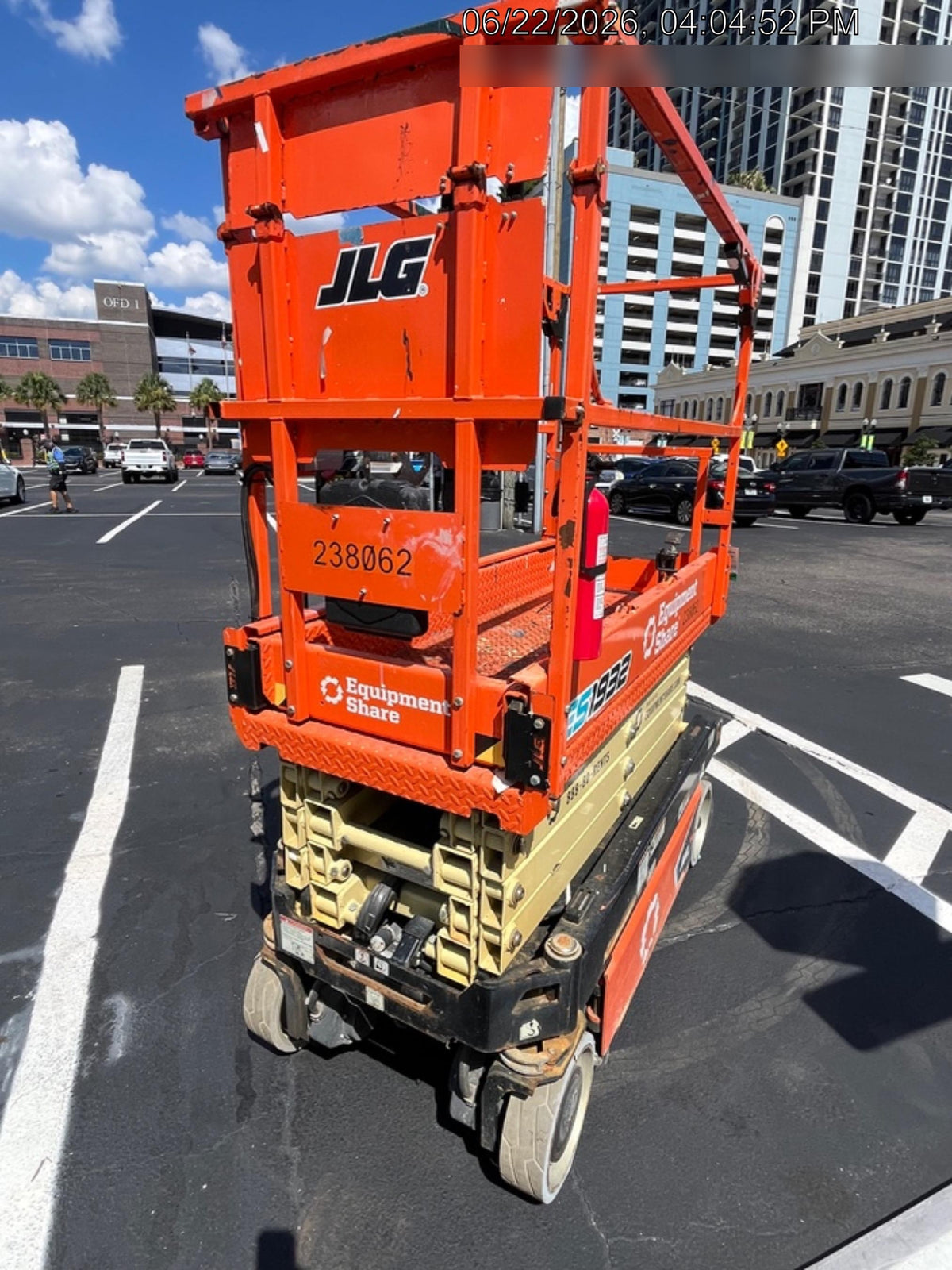 2022 JLG ES1932