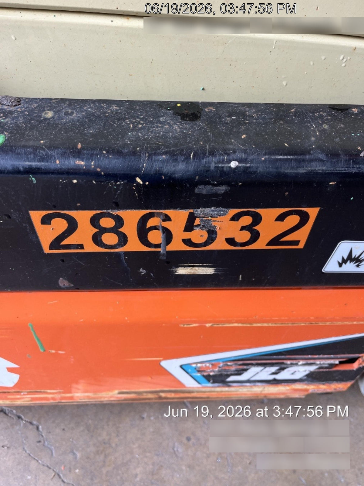 2022 JLG ES1932