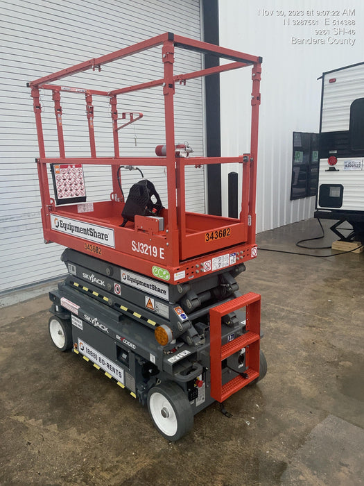 2023 SKYJACK SJ3219
